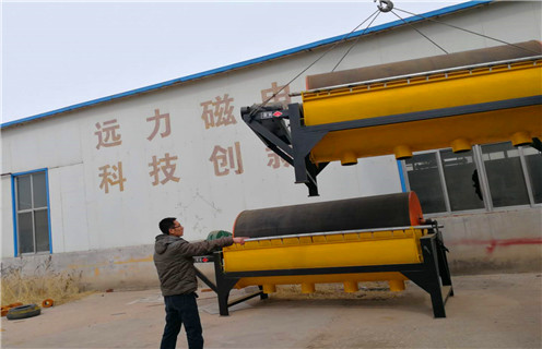 磁選機(jī)設(shè)備，磁選機(jī)設(shè)備的結(jié)構(gòu)特點(diǎn)分析_鐵礦選礦磁選機(jī)設(shè)備的結(jié)構(gòu)特點(diǎn)分析磁場一般為多少_磁塊如何排列